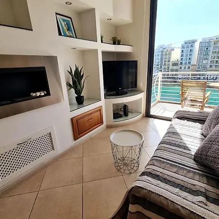 Seaview 2 Bedroom Ap. In Spinola *